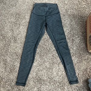 Lululemon Wunder Under 28 inch high rise legging